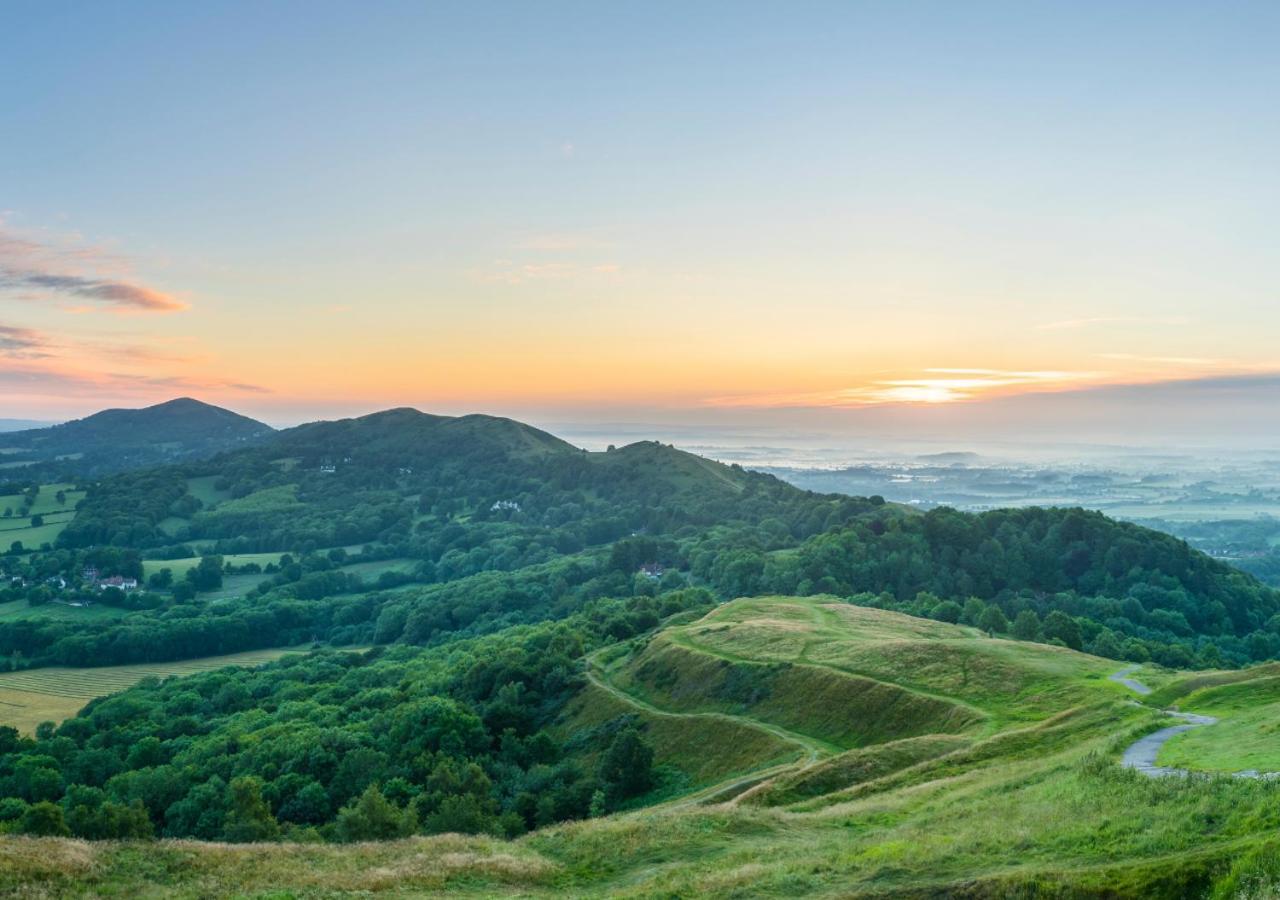 Malvern Hills Rosa Rambler Suite Great Malvern Exterior photo